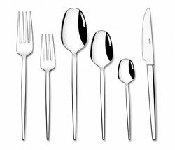 Set de couverts MILAS - Couleur argent / L : 21,5 cm x P : 21,5 cm x H : 3,5 cm