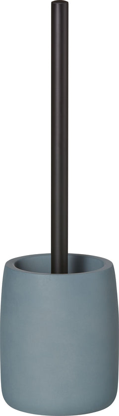696102572