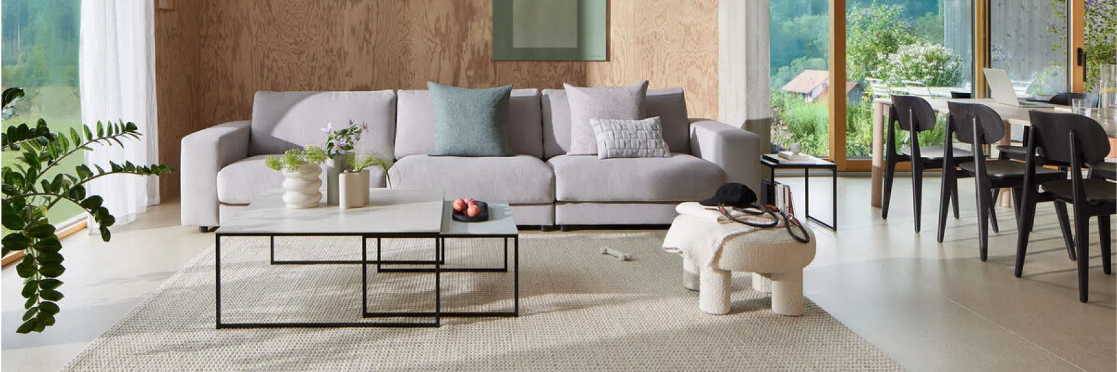 Design moderno del soggiorno dalla collezione FS25.