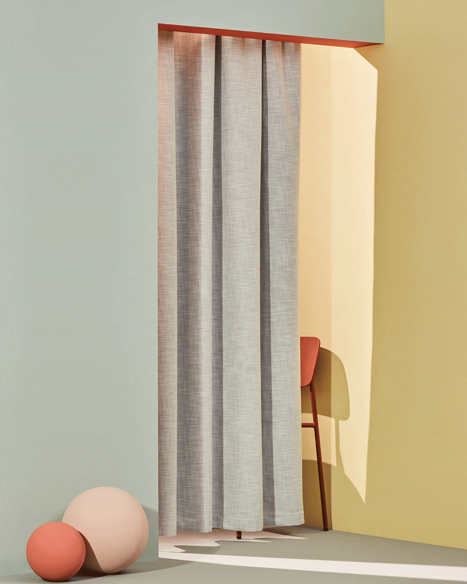 Tenda oscurante che si chiude.