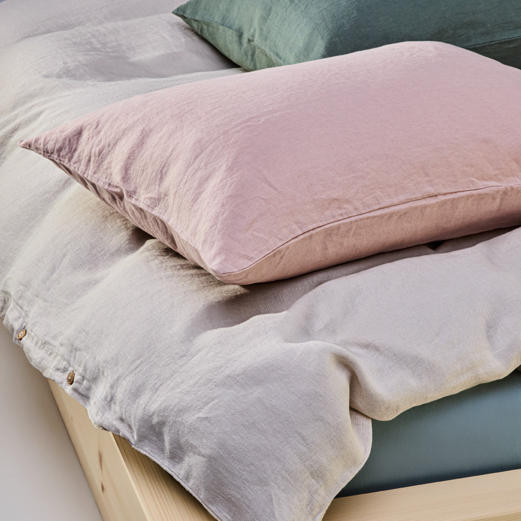 Textilien-Guide | Leinen-Bettwäsche: Natürliche Temperaturregulation für jede Jahreszeit