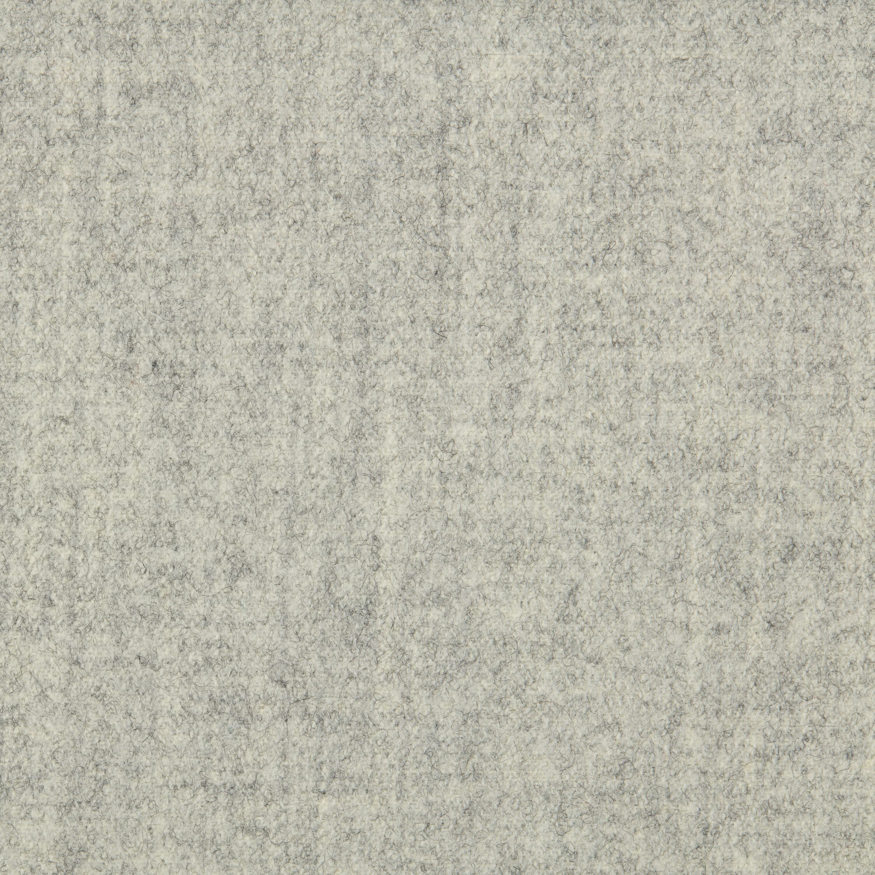 2106037152