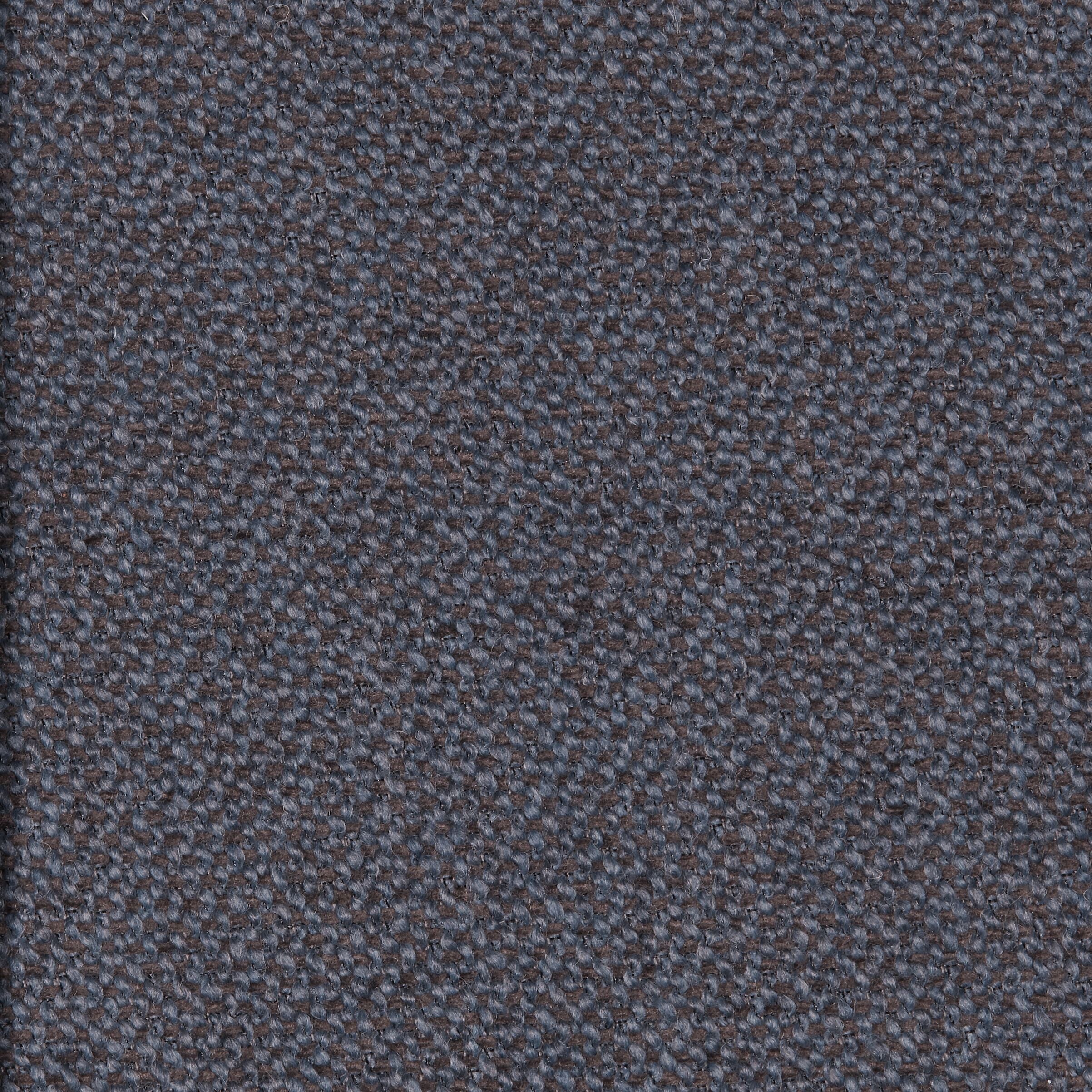 611535884