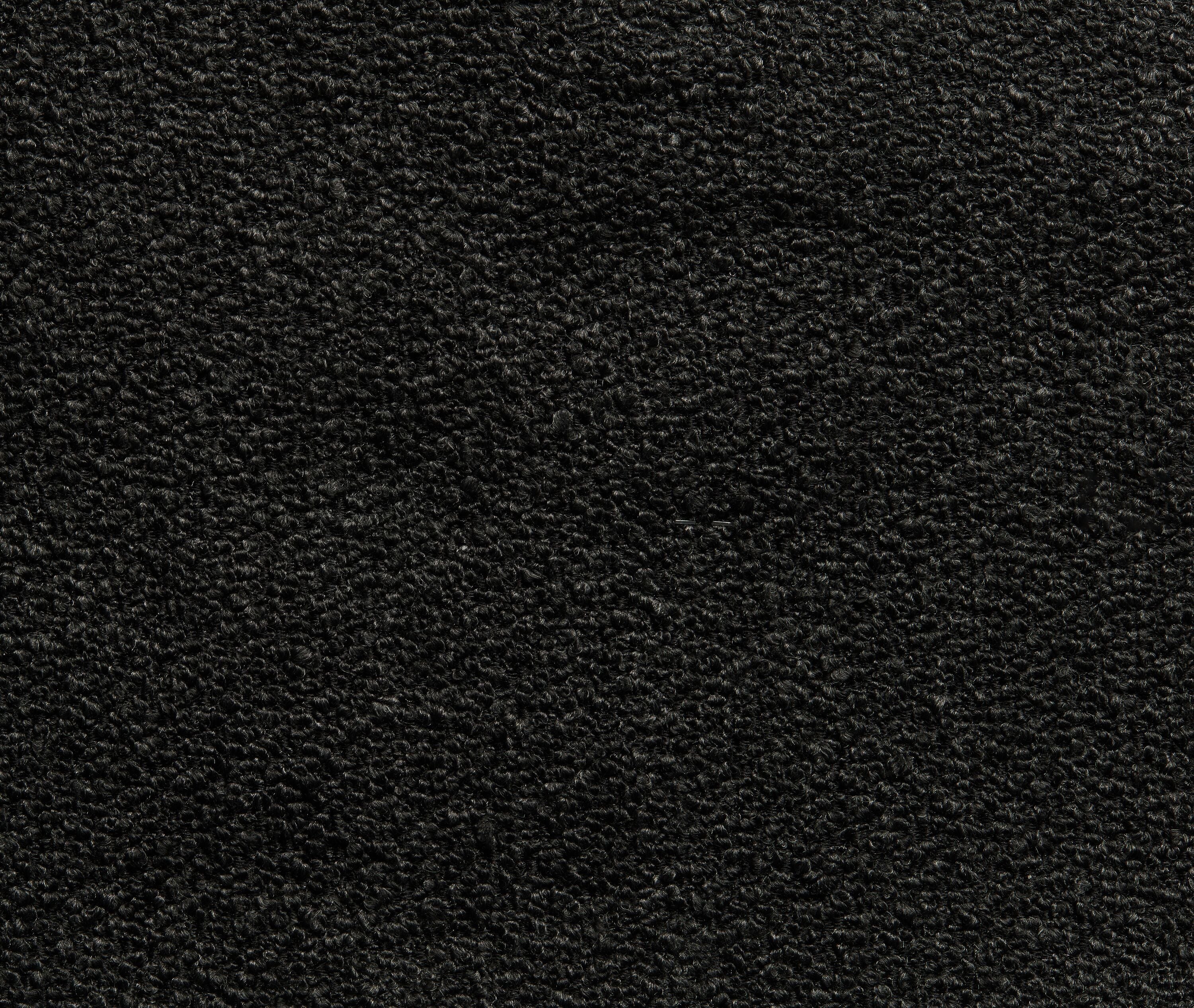 1646476810