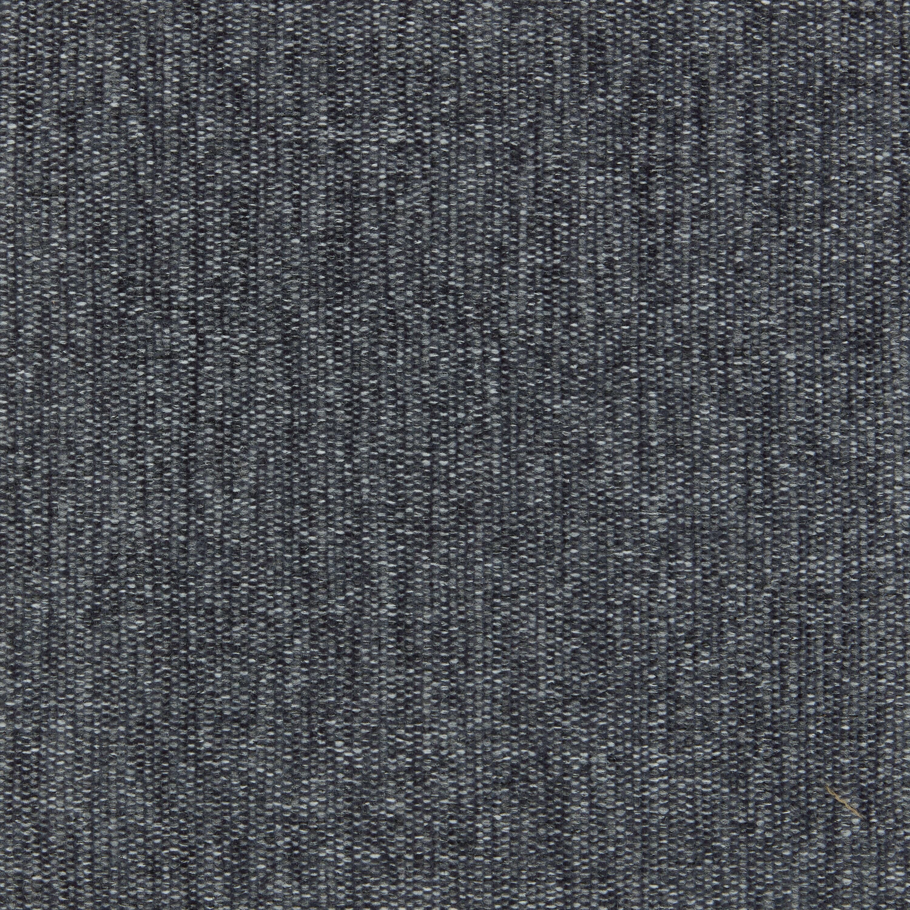 656907052