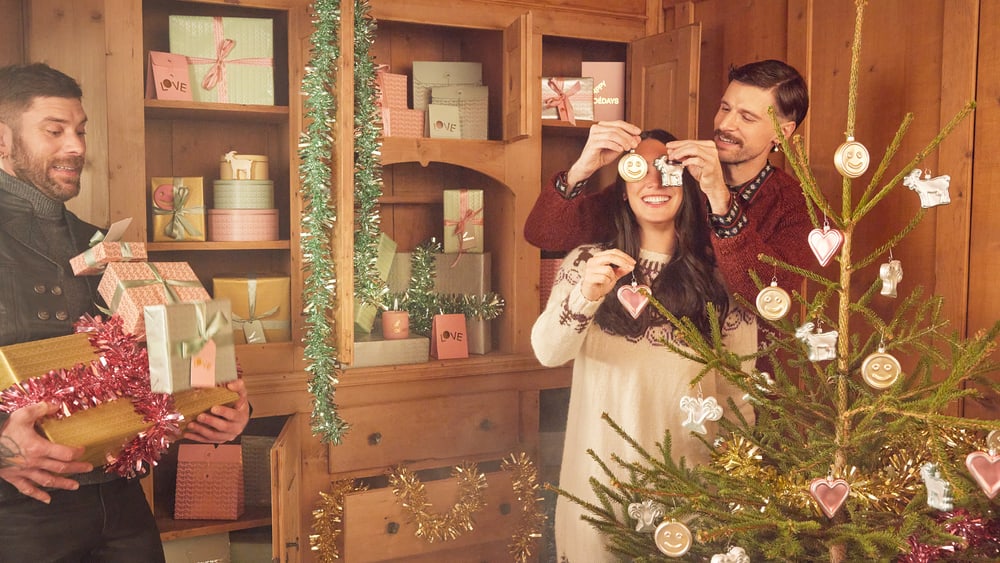 <a href="https://www.micasa.ch/de/cp/10201001/pressemitteilung/weihnachten-mit-micasa-julian-zigerli-und-festliche-highlights">Weihnachten mit micasa – Julian Zigerli und festliche Highlights</a>