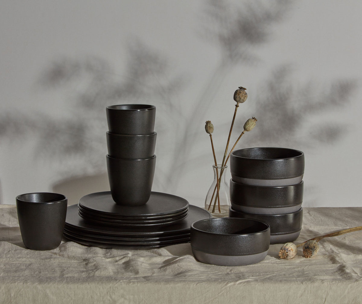 RAW TITANIUM Geschirr-Set – micasa