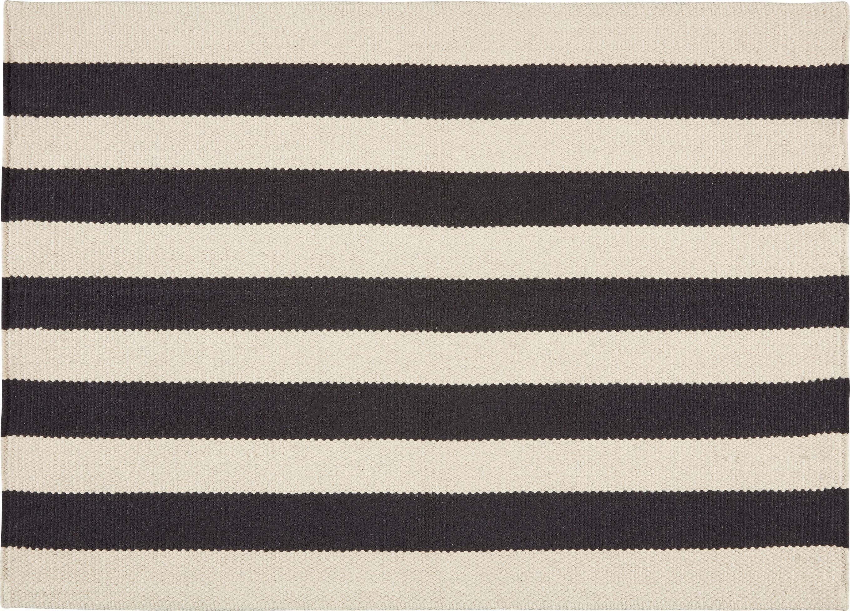 1163956111